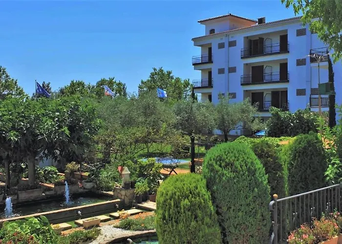 Ξενοδοχείο La Masia 3*